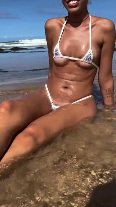 Beach day @oficialgarotah