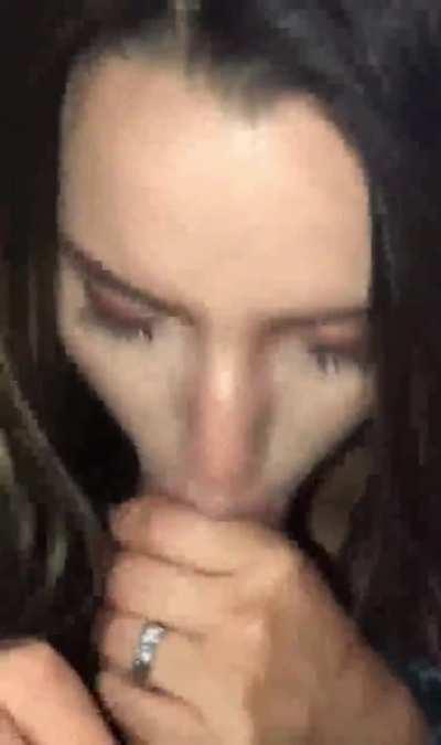 The POP sound she makes 💦