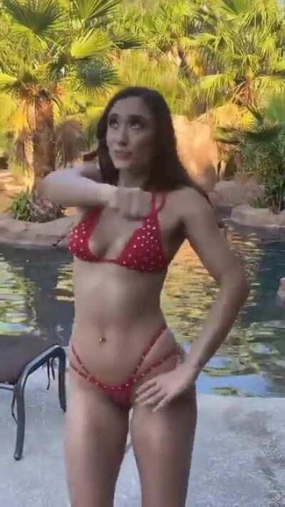 Impressyumi in Red Bikini