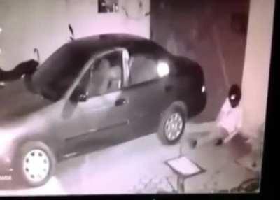 Robber gets shot with his own gun