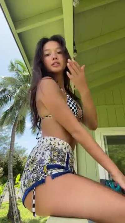 Lily Chee Hawaii TikTok