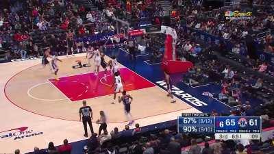 [Highlight] Beal drills the shot and gets a free throw too for good measure.