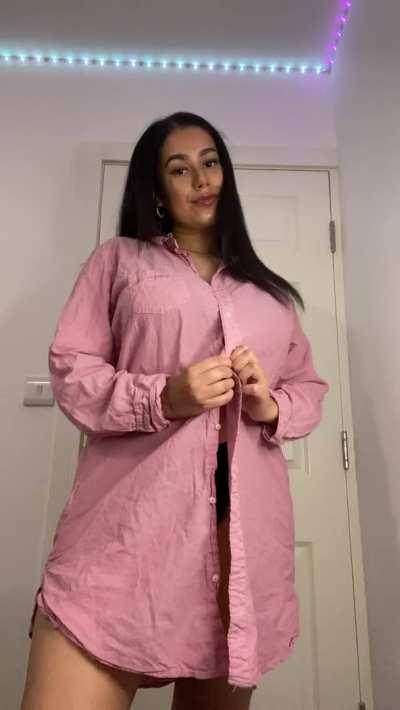 I’m only 19 but I promise im already a pro in bed🙈