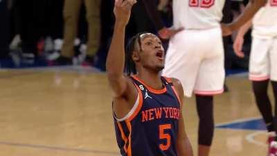 [Highlight] Immanuel Quickley eggs on the Garden crowd after his 24 point, 3 steal night (Off the Bench) as they celebrate a big win to take command of a potential 5th seed in the playoffs over Miami