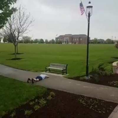 Enquanto no universo paralelo