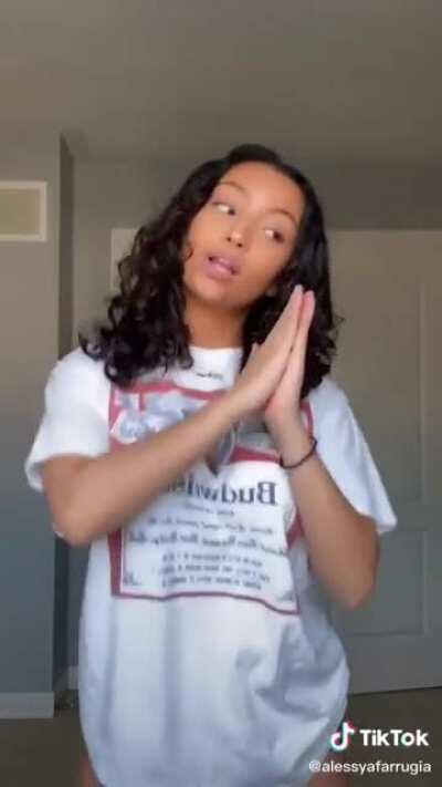 Cake🍑 in New TikTok