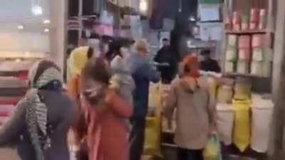 This is the Revolution in war-torn Iran 😨😰