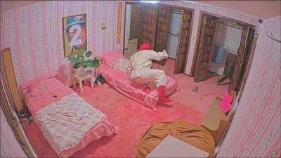 That’s a QUALITY bed!