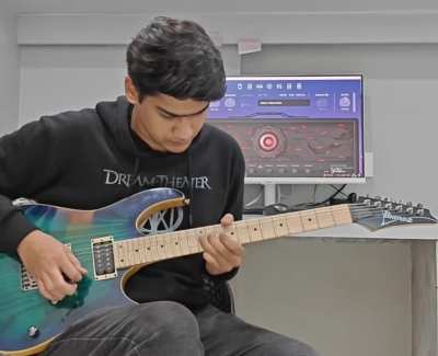 Dream Theater - Under a Glass Moon (guitar solo cover)