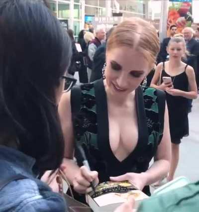 Jessica Chastain's cleavage steals the show