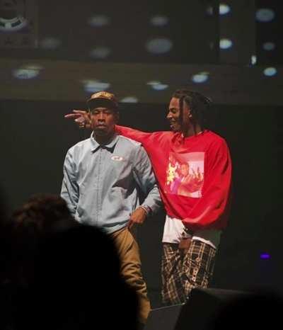 Earfquake but Playboi Carti's Vers Has a Pi'erre Bourne Style Beat