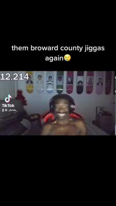 he needa stop with them percs man😢