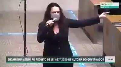 O injusto impeachment da Dilma teve exatamente a arquiteta que merecia. via @ggreenwald