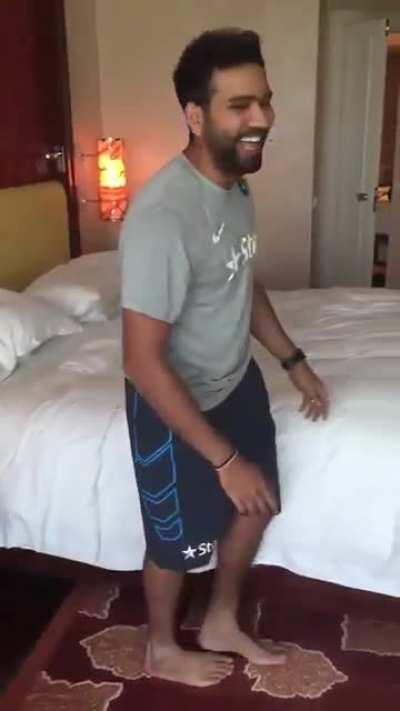 Rohit Sharma vibing on Trap Queen