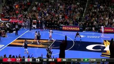 [Highlight] Paul George hits a buzzer-beating three-pointer to close the 3rd quarter!