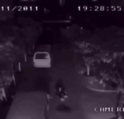 nunca tanko ele caindo