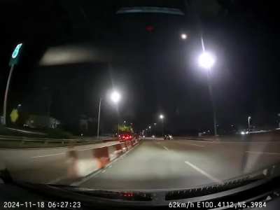 When you're about to miss the left ramp to go to the bridge