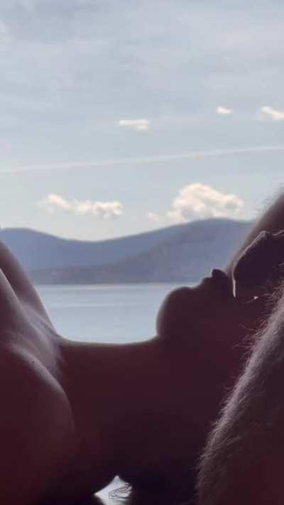 Beautiful view for a beautiful mouth