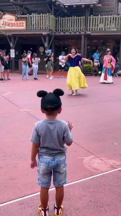 How to tip your hat.