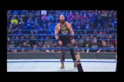 When you're getting ready to throw down but you remember this is a Yakuza 0 substory set in the dance club