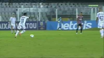 Golaço do Marinho contra o São Paulo