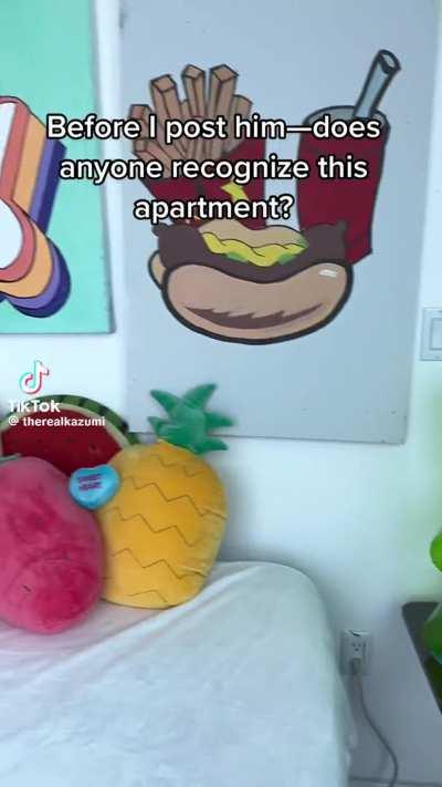 Does anyone recognize the apartment? 👀