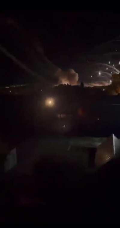 Failed launch of a Russian air defence system missile from Luhansk Oblast. The missile makes a dramatic U-turn, possibly damaging the air defence system itself.