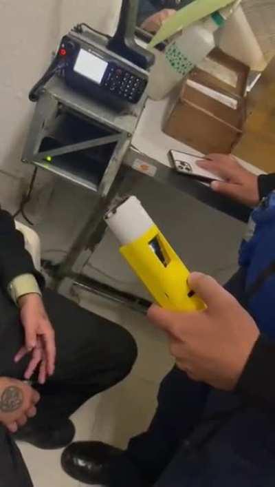 Tírenme un paro pa’ que no me corran” pidió el conductor del Metro de la CDMX durante prueba de alcoholemia