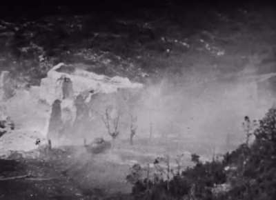 German Fallschirmjäger at Monte Cassino (enemy visible at 0:46)