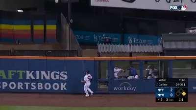 [Highlight] [Highlight] Brett Gardner adds on to the early-inning slugfest, crushes a 2-run homer to give the Yankees a 4-0 lead.