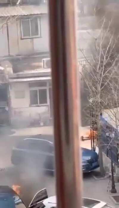 Neighbour dispute ends in 🔥