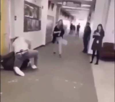 Bro think he stinkmeaner from boondocks 💀