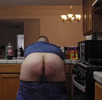 Eat me n fuck me n cream me