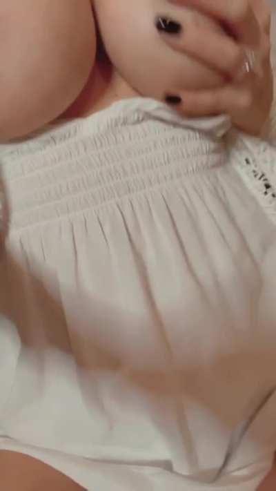 Heard you want to fuck a married milf..