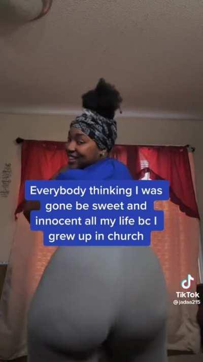 Thick as fuck 👅🍑