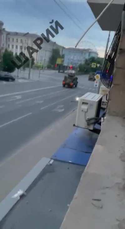 Ru pov: in the city of Rostov. Supposed Wagner forces