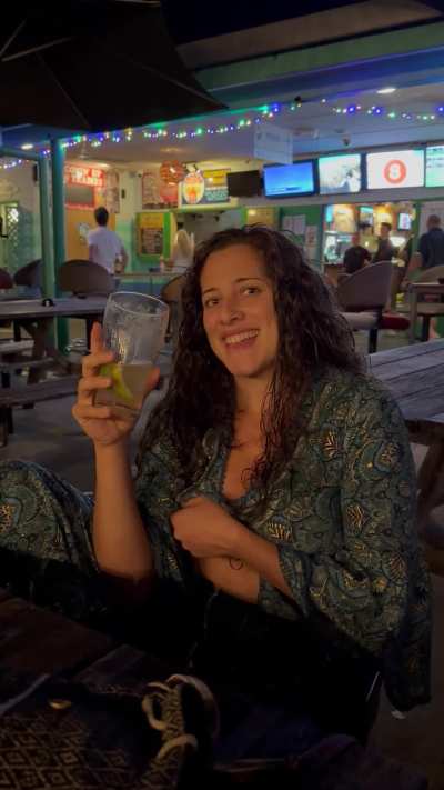 I love sharing drinks and boobies