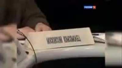 Очень интересная речь Собчака об Украине, геополитических базовых конфликтах между Украиной и Россией, о претензиях Украины на ядерное оружие и многом другом, из начала 90-х. Мнение тем интереснее, что Собчак безусловно политически повлиял на Путина и они