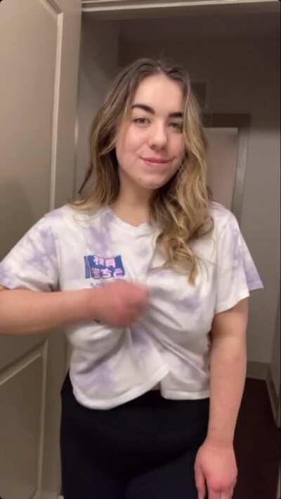 i hope you like my sailor moon shirt :)