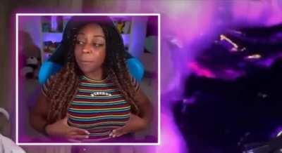 Jiggling them jugs 🥵