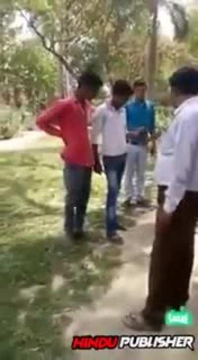 But vrooo, hindus don't need any org. to defend them. 🤡🤡🤡