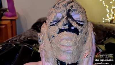 Scat Slut-Orgasma Celeste sexy pooping extreme scat smearing and swallowing (scat-slut.com / slut-orgasma.com)