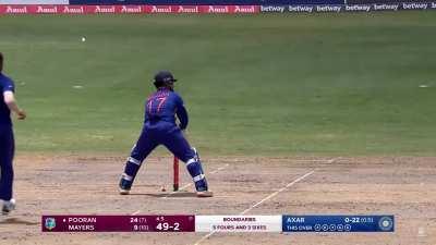 Naughty Rishabh Pant 🌚