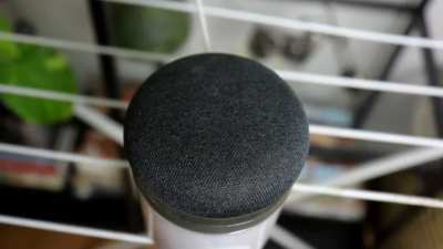 Playing Baka Mitai On Spotify be like...