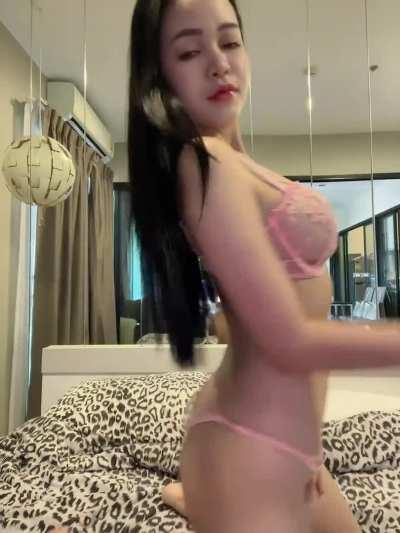 If only one guy enjoys this video, Im happy af 🙏💕