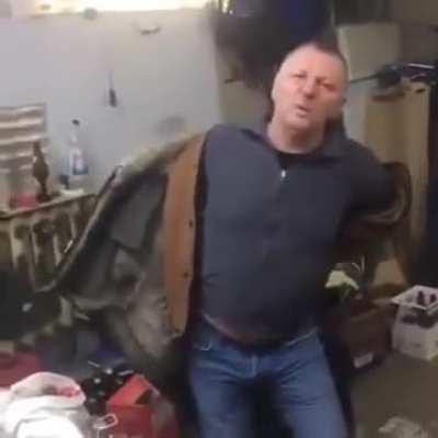 To make a bullet Proof jacket 