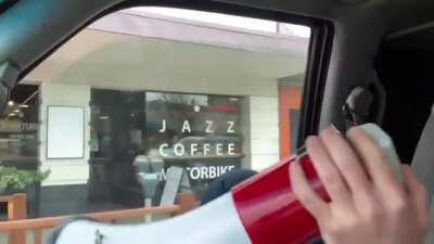 cringey anti-vaxxer tries to 