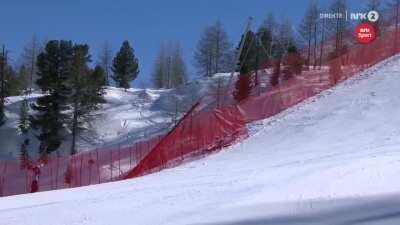 Norwegian alpine skier Kajsa Vickhoff Lie in heavy crash in todays alpine skiing competition