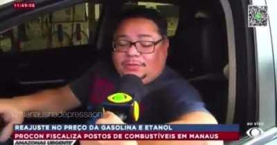 Sou rico o suficiente pra não me importar. Fodam-se vocês.