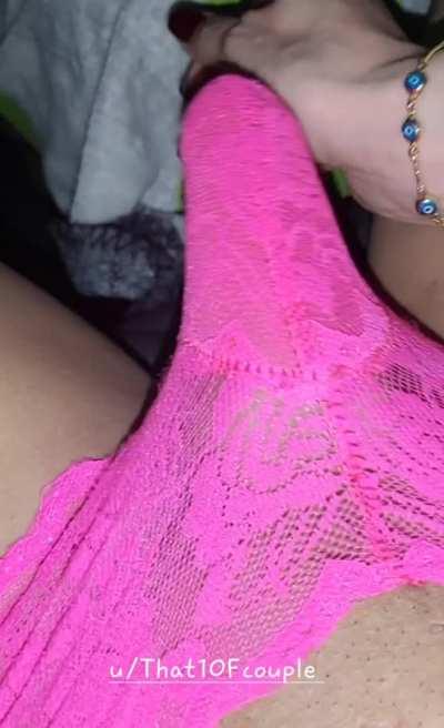 Making sure he knows whose property it is😈